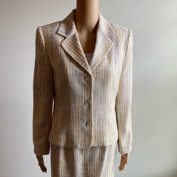 Suit by Collections for Le Suit - Picture 2 of 7